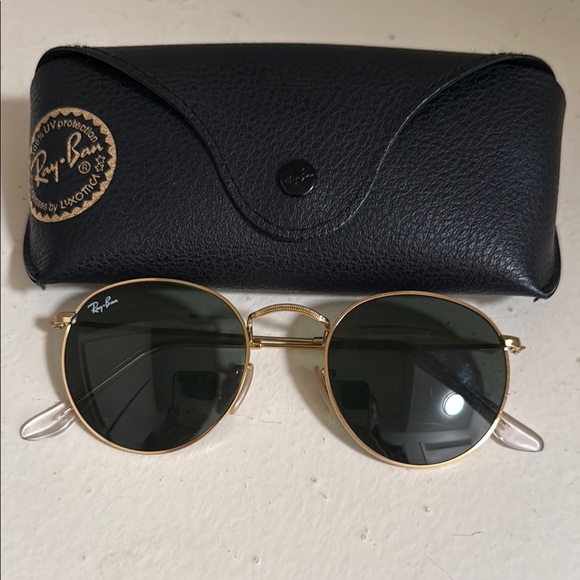 Ray-Ban Classic Gold Frame Sunglasses with Dark Lenses